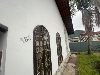 Casa para Venda, em Joinville, bairro Adhemar Garcia, 4 dormitrios, 2 banheiros, 2 vagas